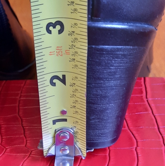 Clarks Bendables Women's Black Leather Zip Up Ankle Bootie Square Toe Sz 9.5 M - Picture 10 of 11